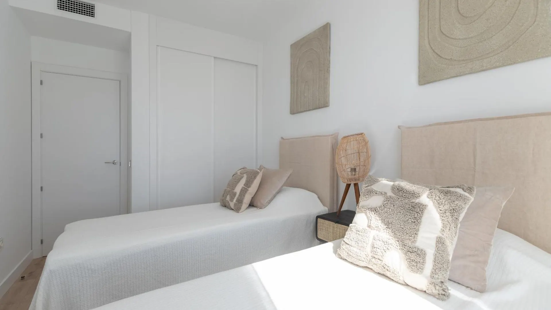 Unique Three-Bedroom Apartment In The Heart Of Malaga