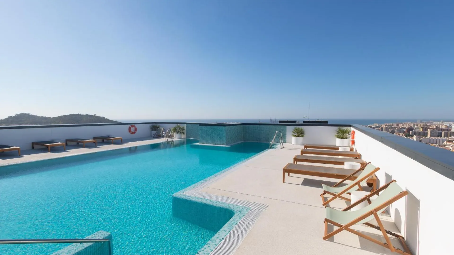 Unique Three-Bedroom Apartment In The Heart Of Malaga