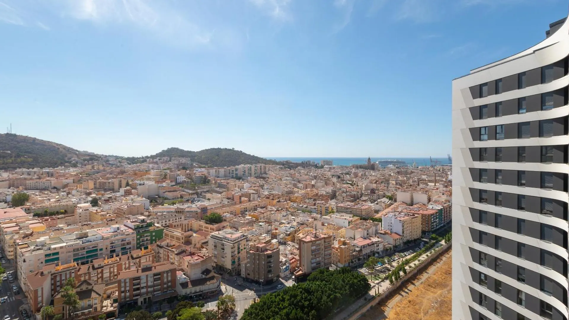 Unique Three-Bedroom Apartment In The Heart Of Malaga