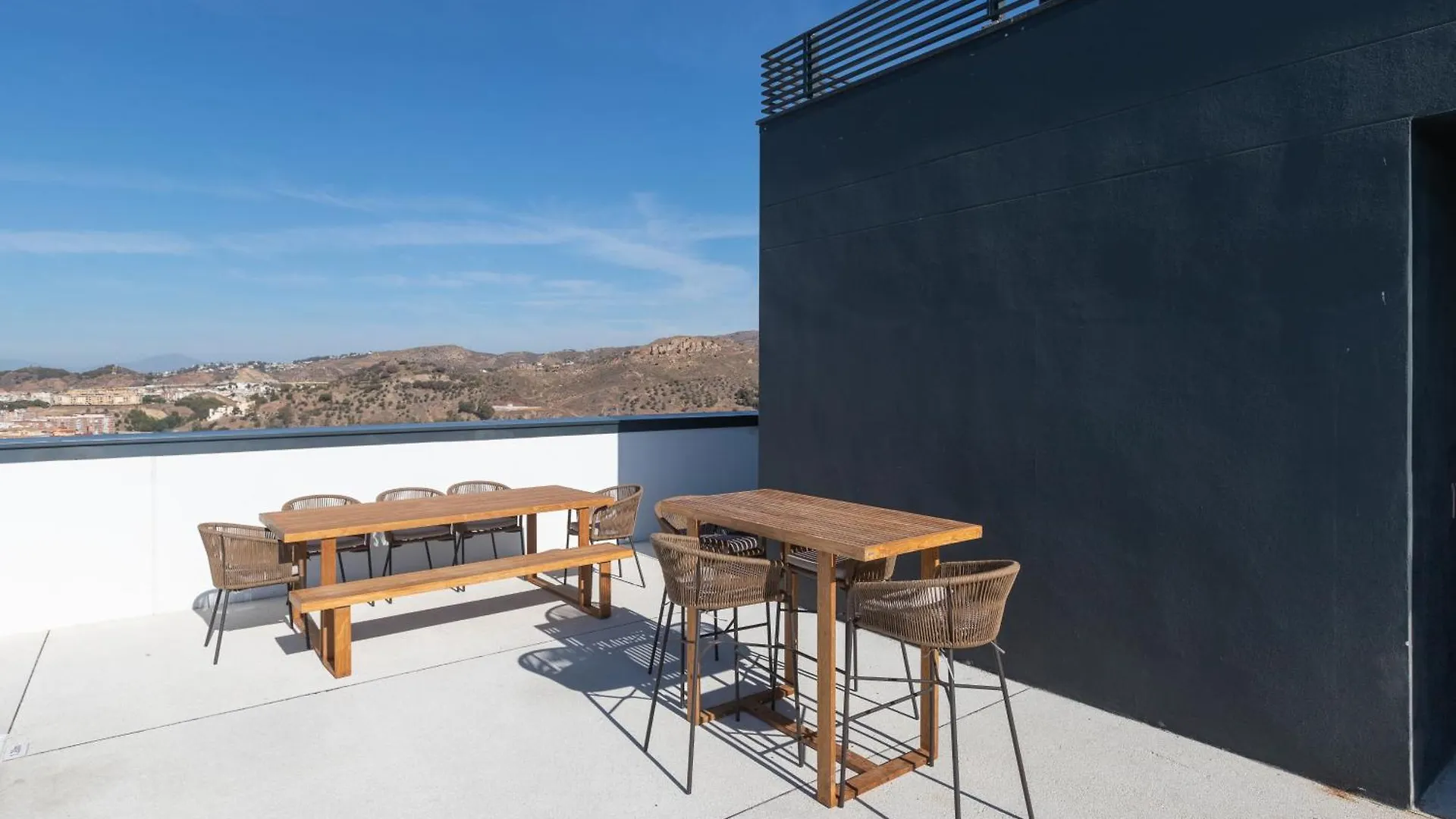 Unique Three-Bedroom Apartment In The Heart Of Málaga 0*,  Espanha